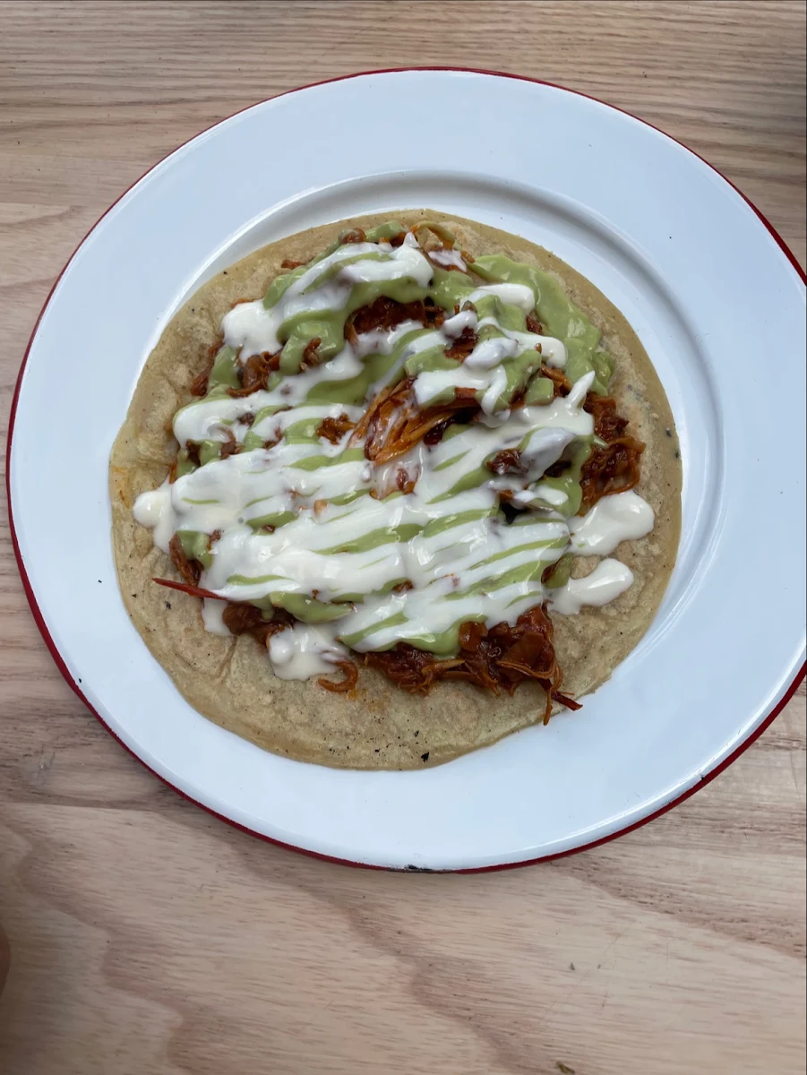 Tinga De Pollo, Campechano College