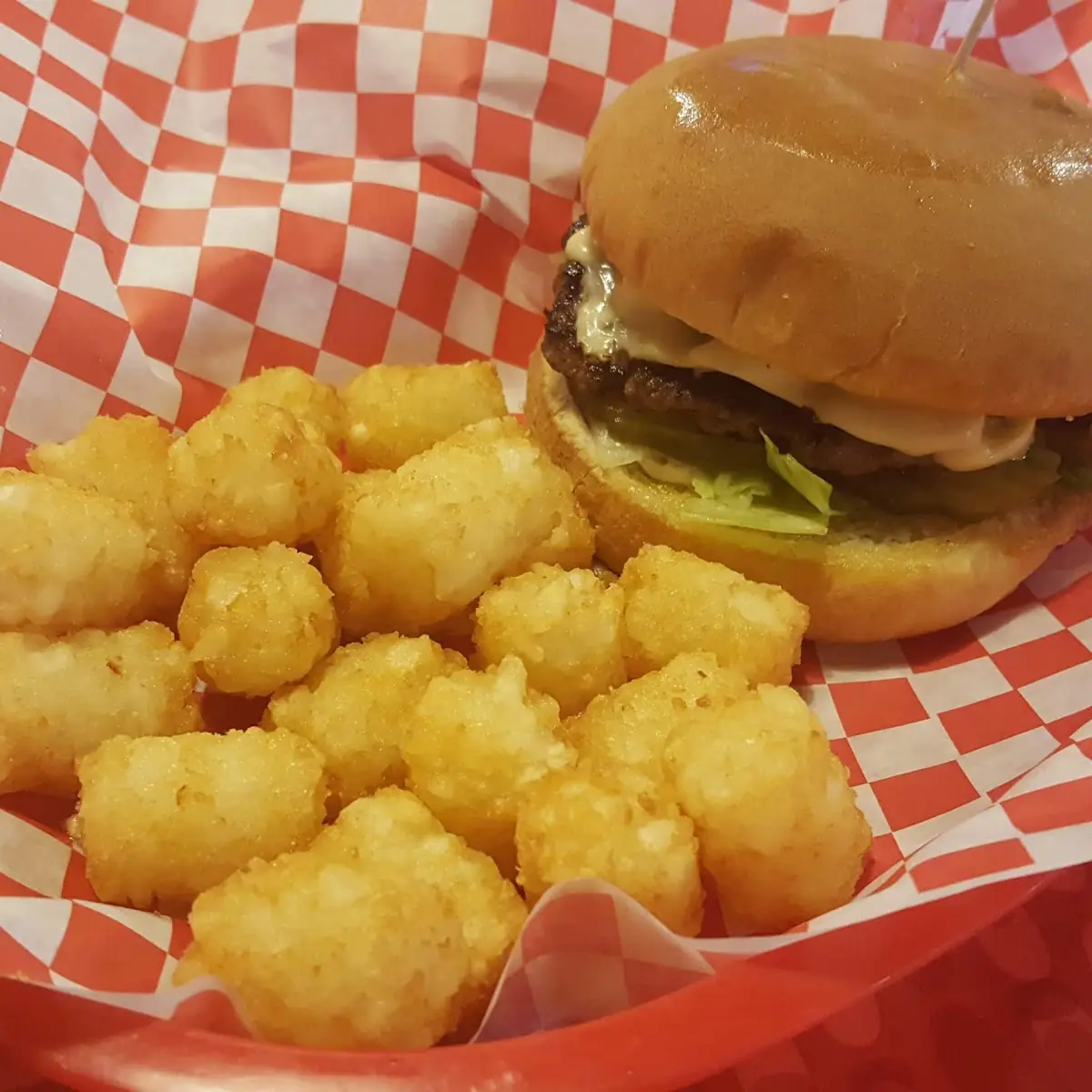 Cheeseburger and Tater Tots