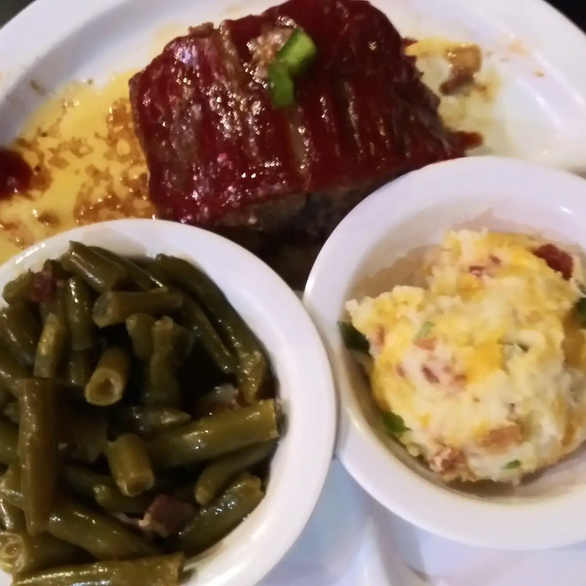 Homemade Meatloaf Asides Mac & Cheese