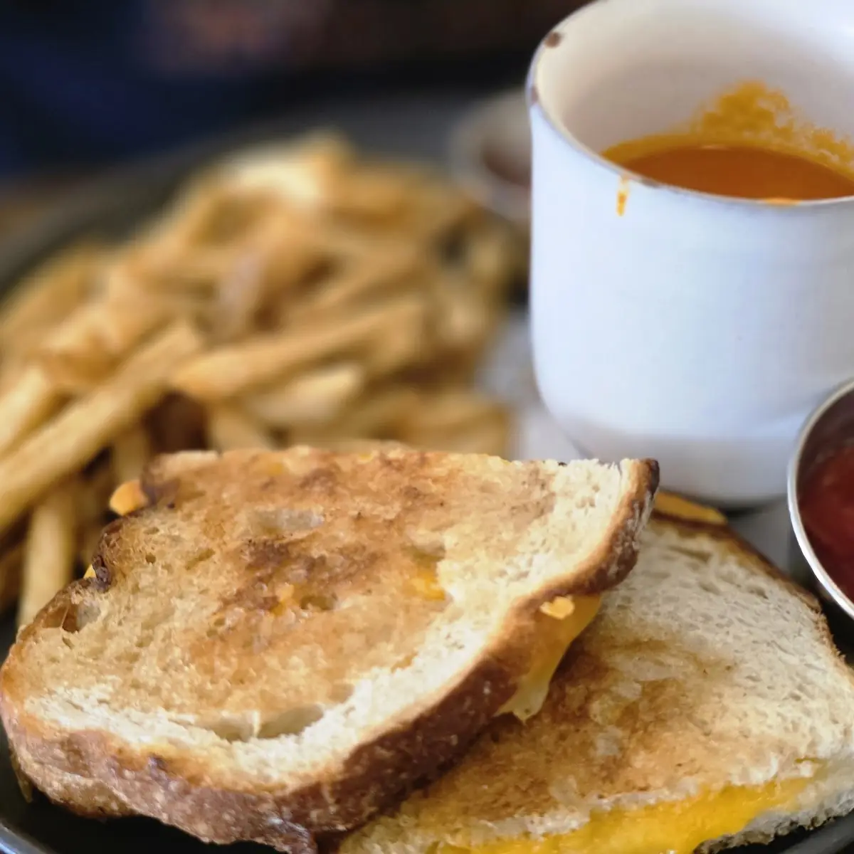 Tomato Bisque & Grilled Cheese