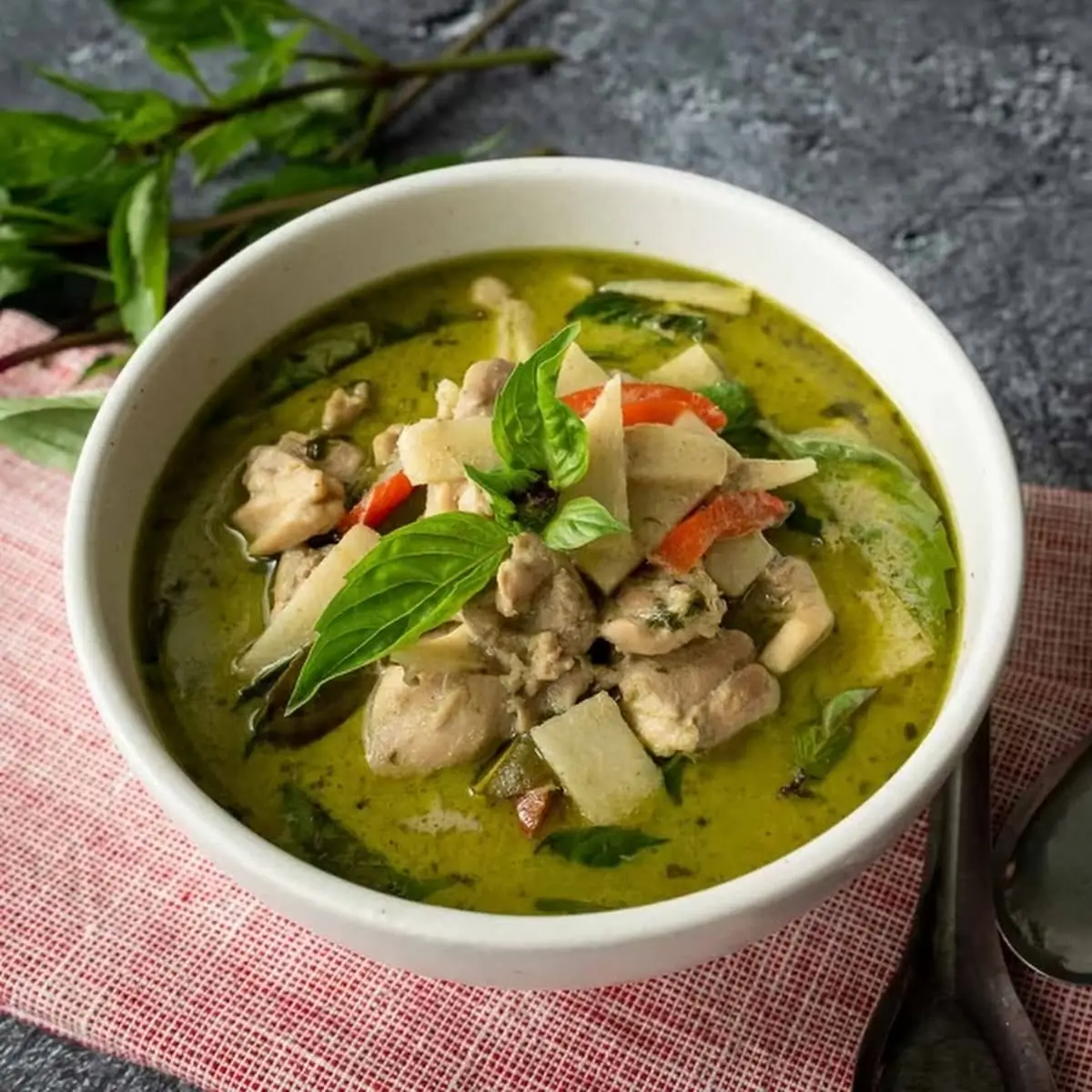 Green Curry Chicken Pork