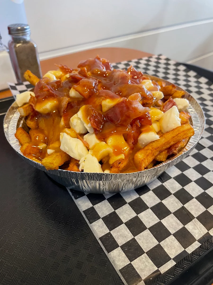 Grosse Poutine Au Bacon, Frites2