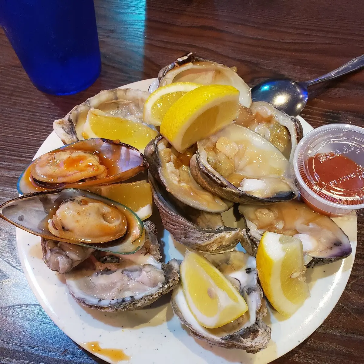 Raw Clams and Cooked Green Mussels