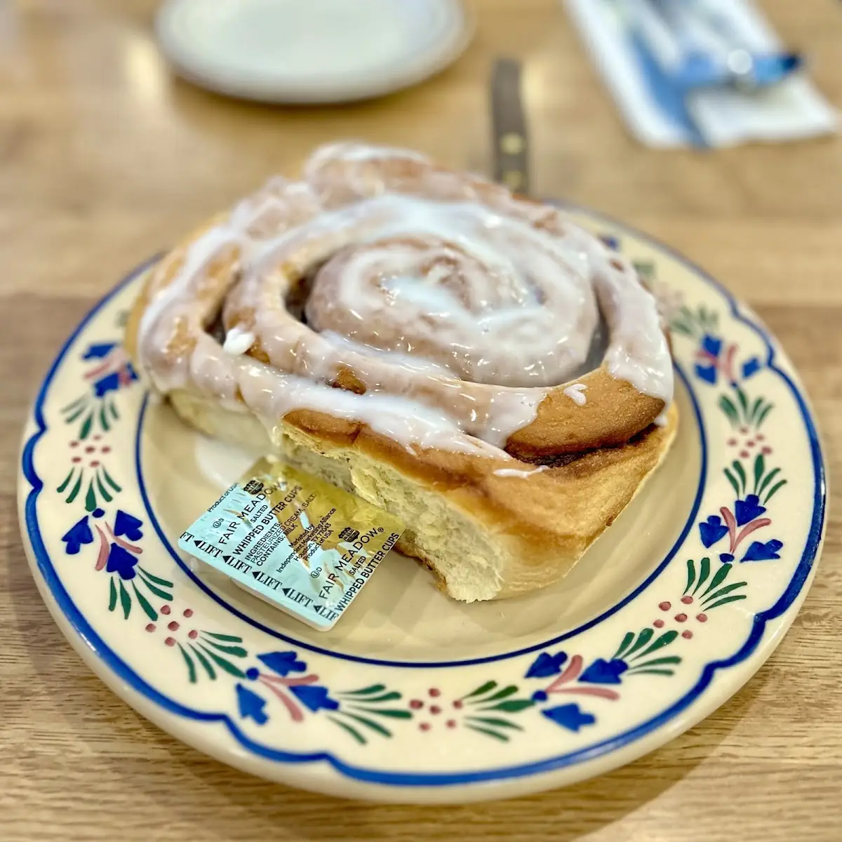 Jumbo Cinnamon Roll