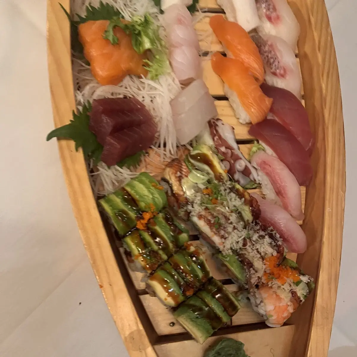 Deluxe Sushi & Roll Platter