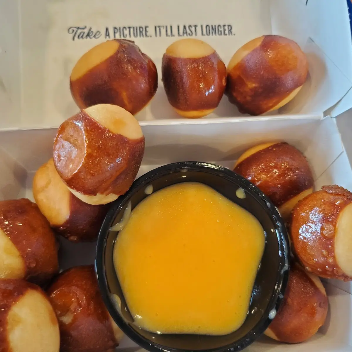 Pretzel Bites & Cheese Sauce
