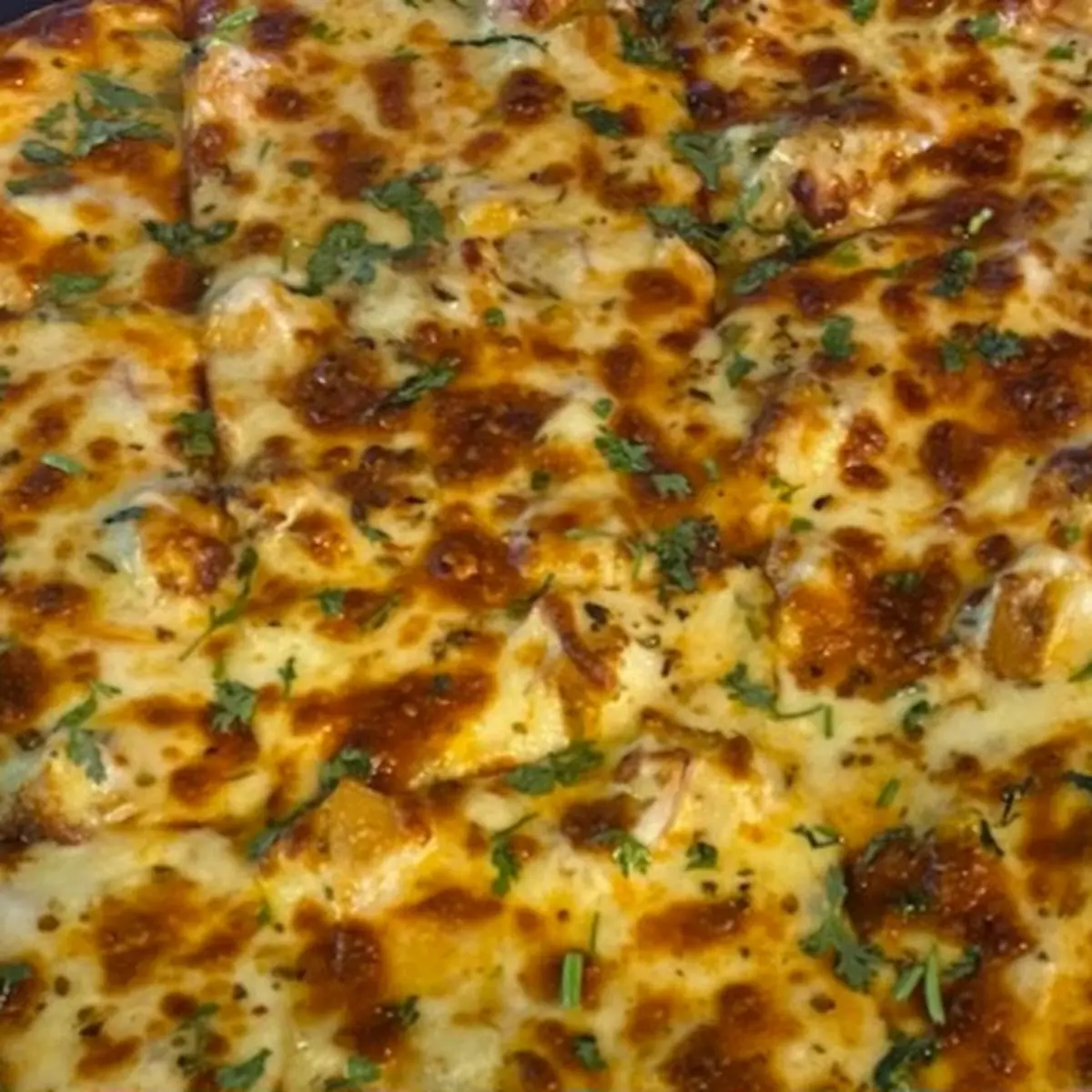 Butter Chicken Pizza