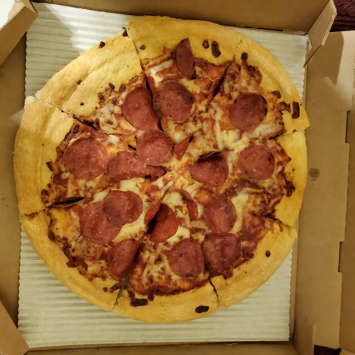 Medium Pepperoni Pizza