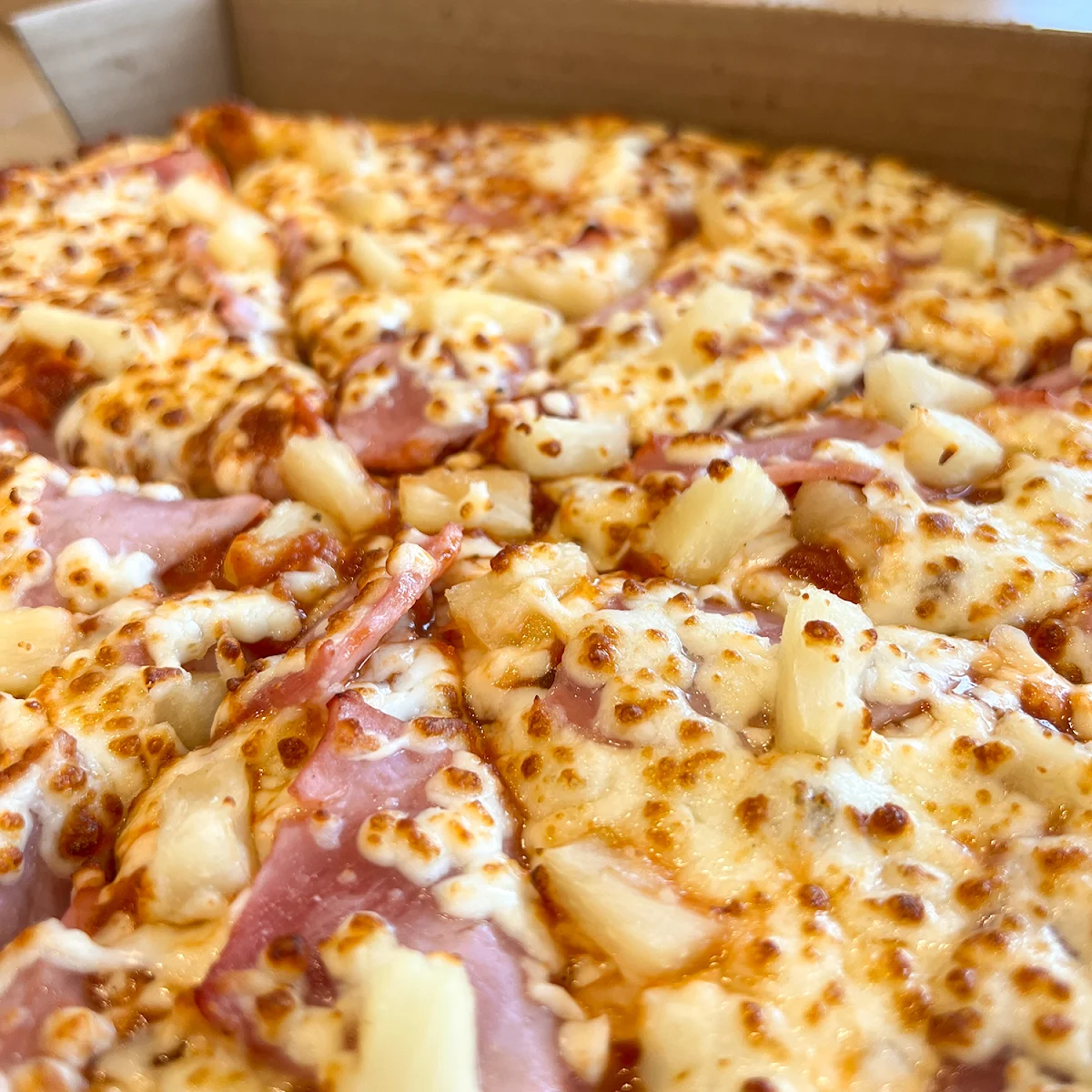 Highlights, Domino's Pizza