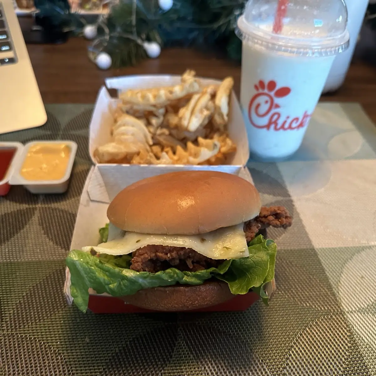 Chick-Fil-A Deluxe Meal