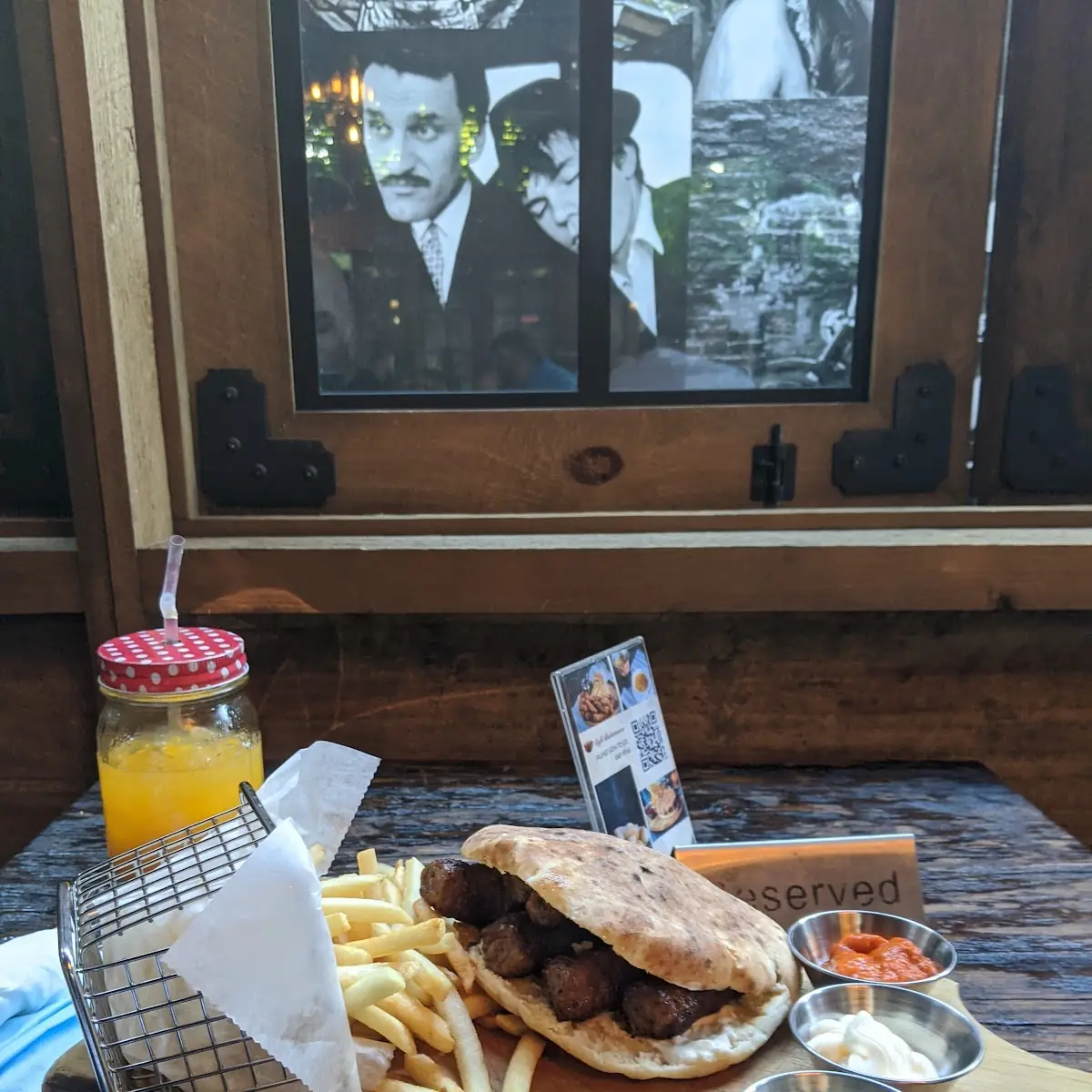 Balkan Burger