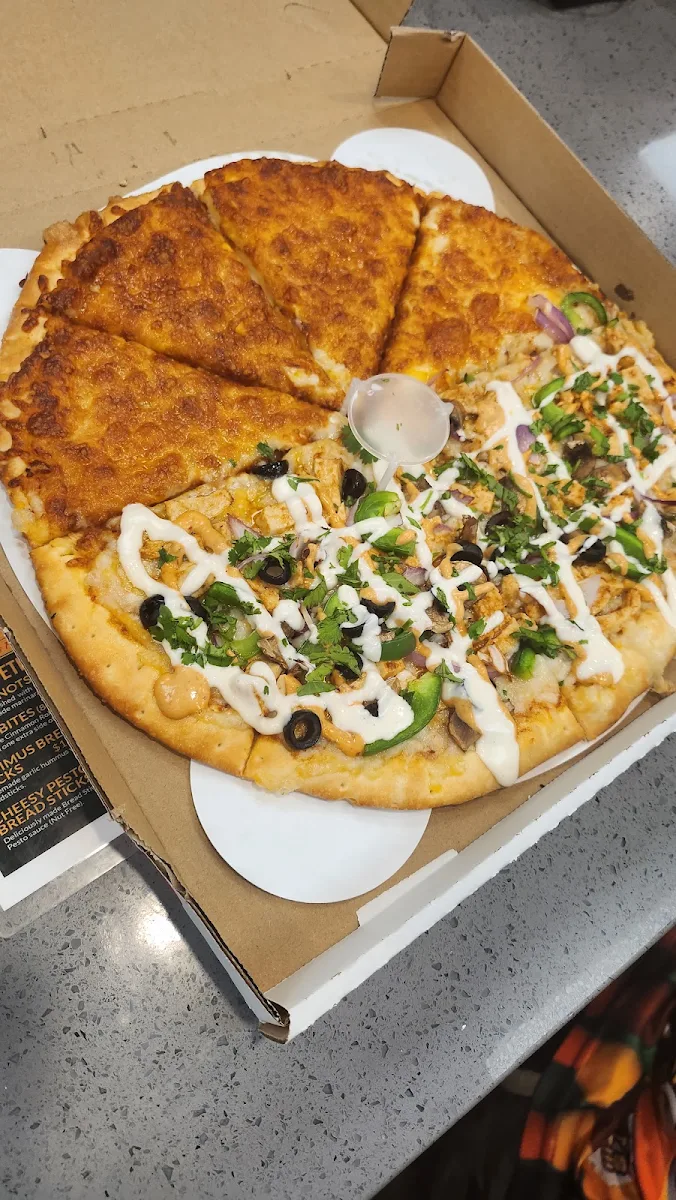 Half Cheese Half Butter Chicken Pizza