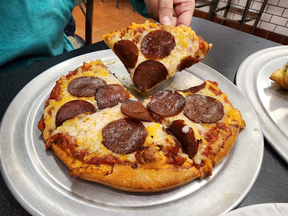 Vegan Pepperoni Pizza