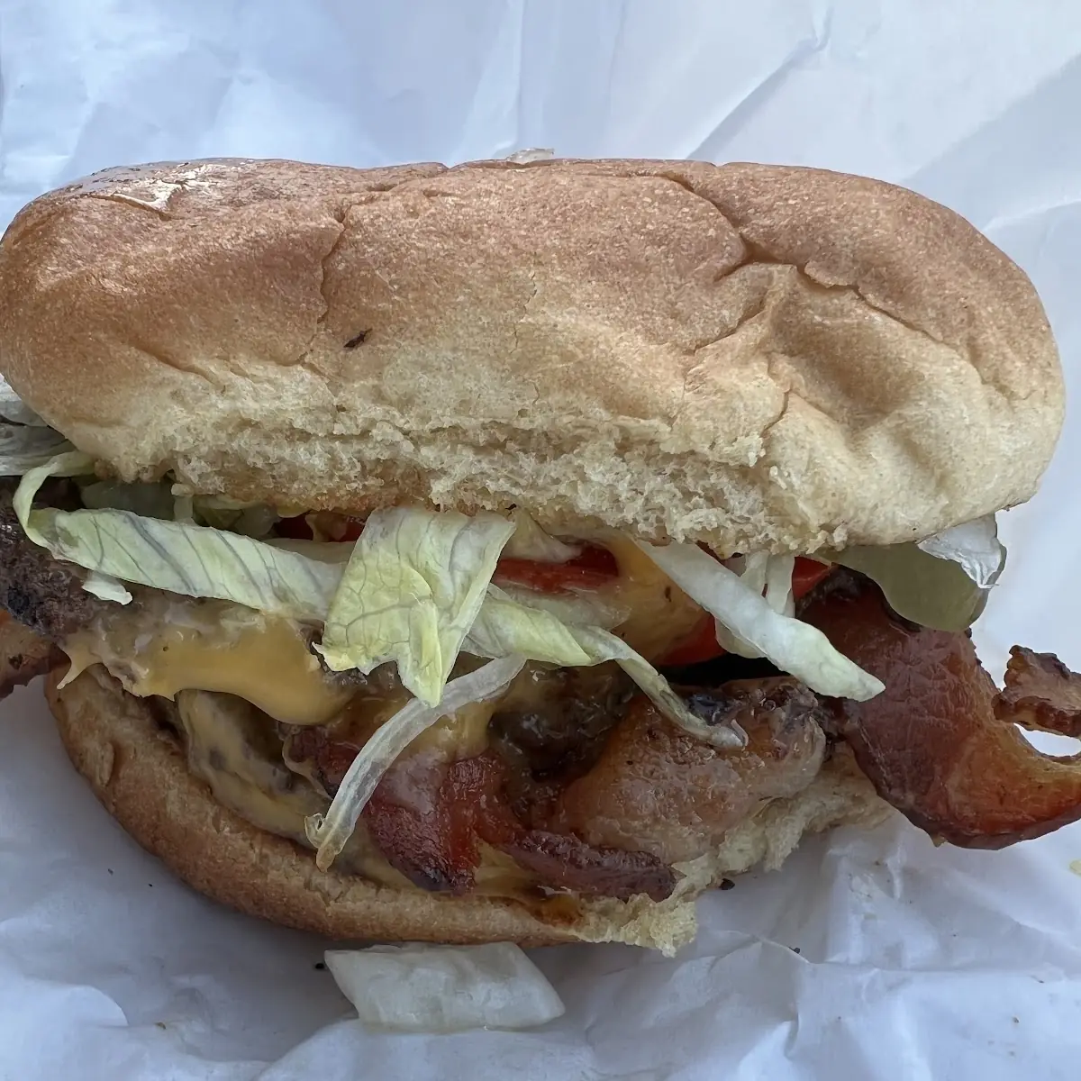 Bacon Cheeseburger with Fresh Toppings