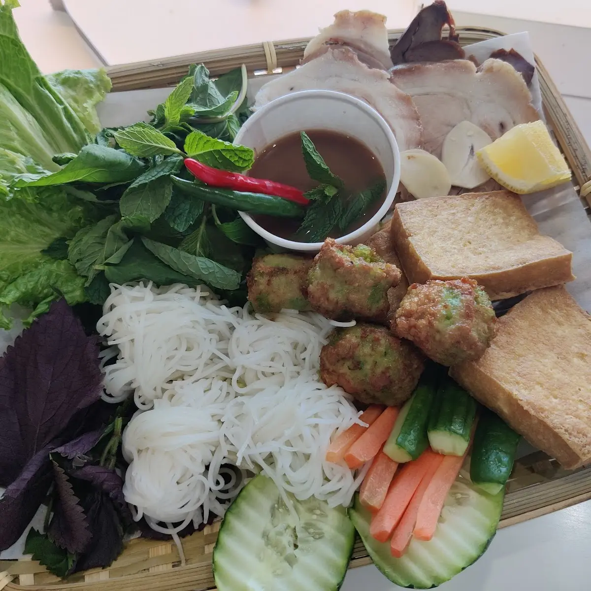 Bún Đậu Mắm Tôm