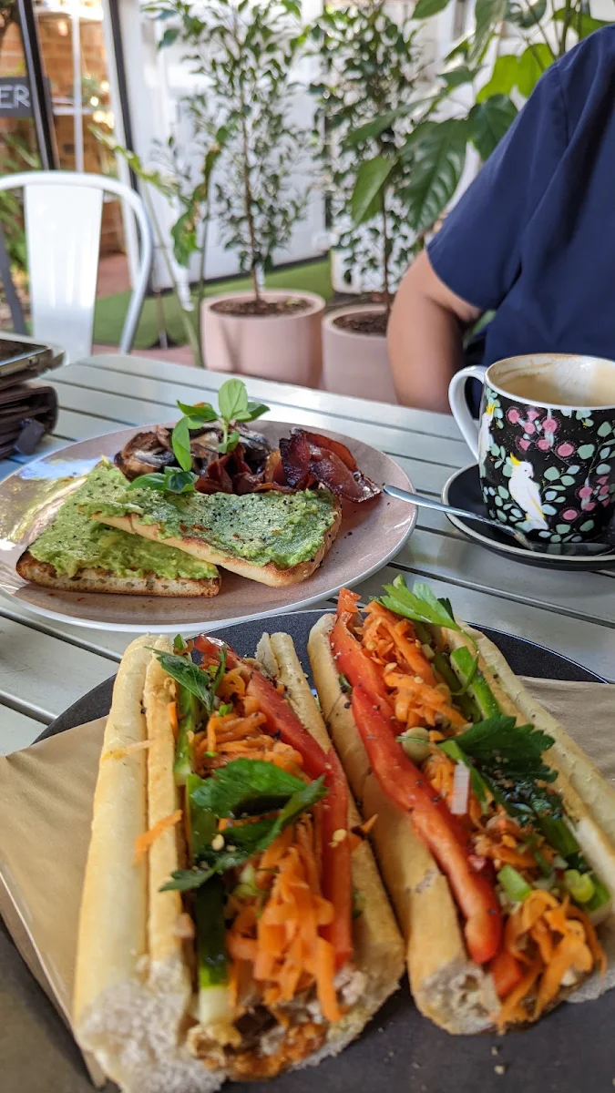 Birdies Roast N'Roll and Rustic Avo, Birdies Espresso