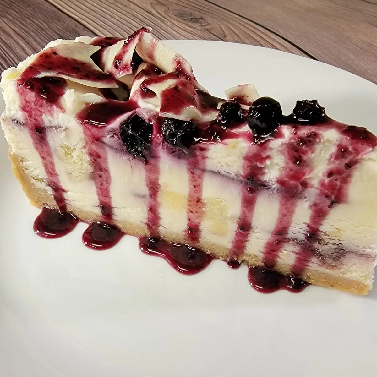 Blueberry Cobbler Cheesecake