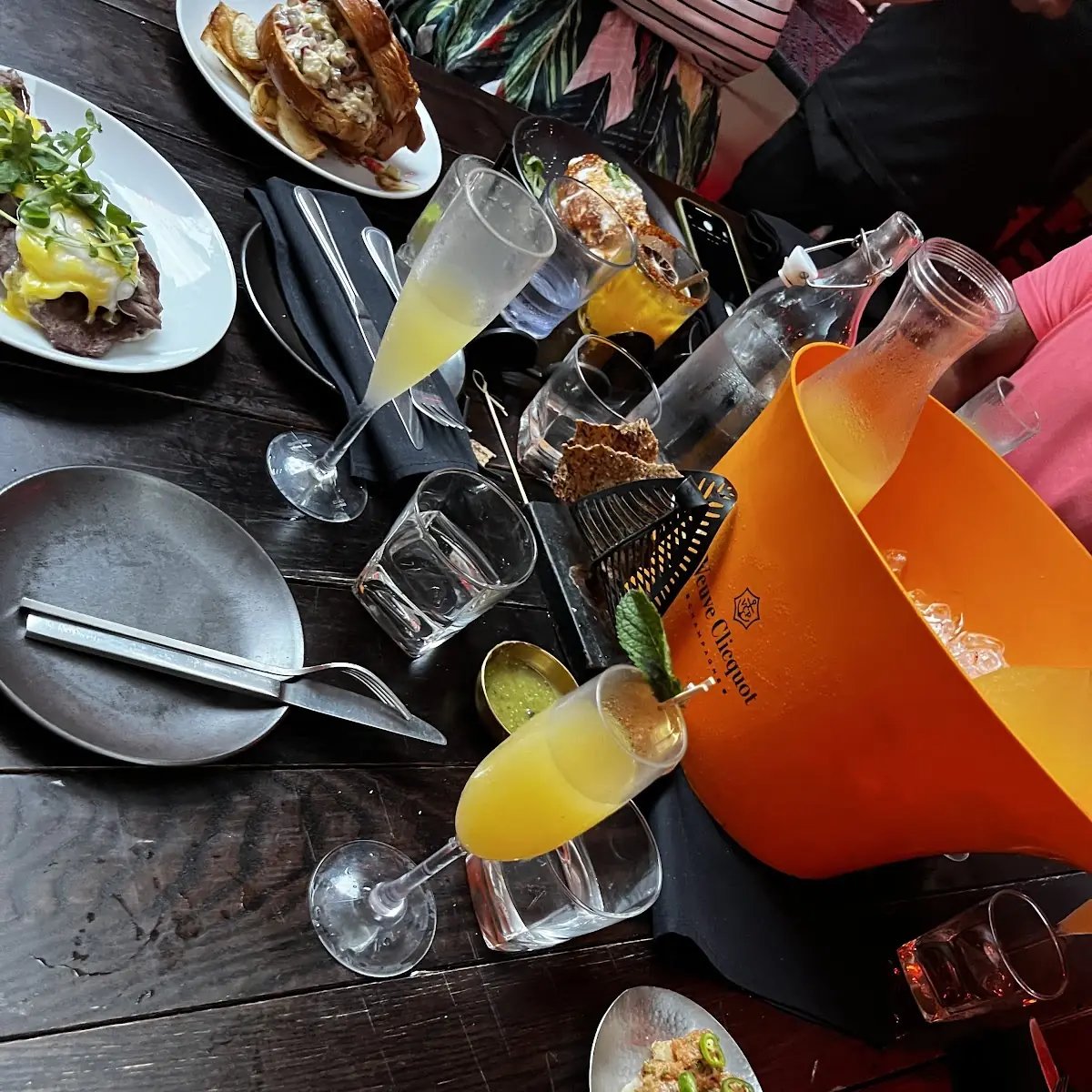 Bottomless Mimosas