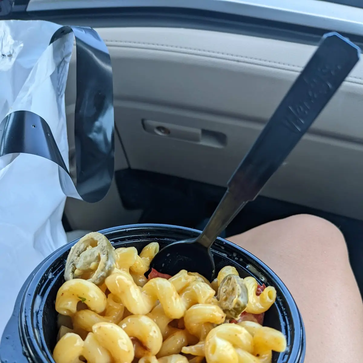 TWISTED BACON MAC & CHEESE