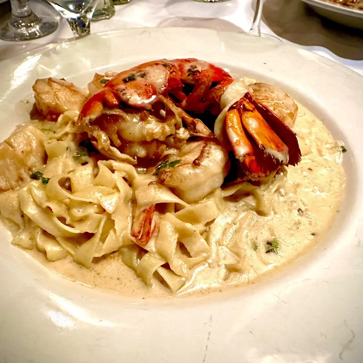 Seafood Alfredo Pasta
