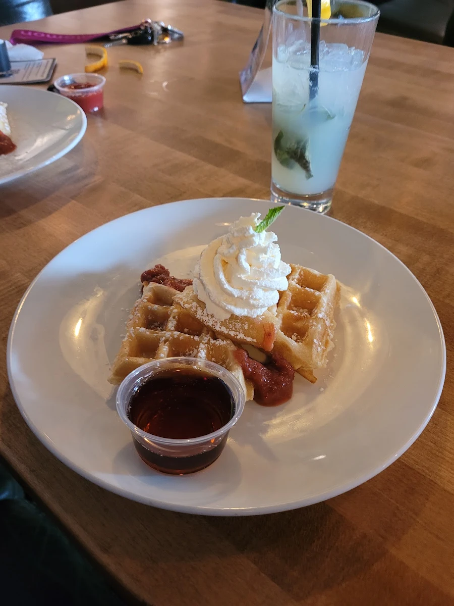 Belgian Waffle, Central Social Hall