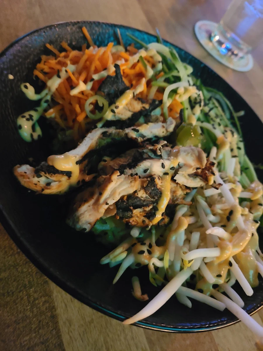 Ginger Chicken Bowl, Central Social Hall