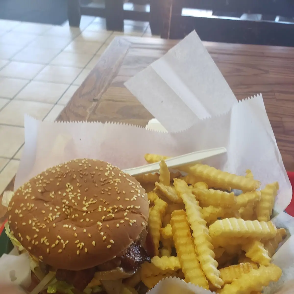 Cheeseburger Deluxe