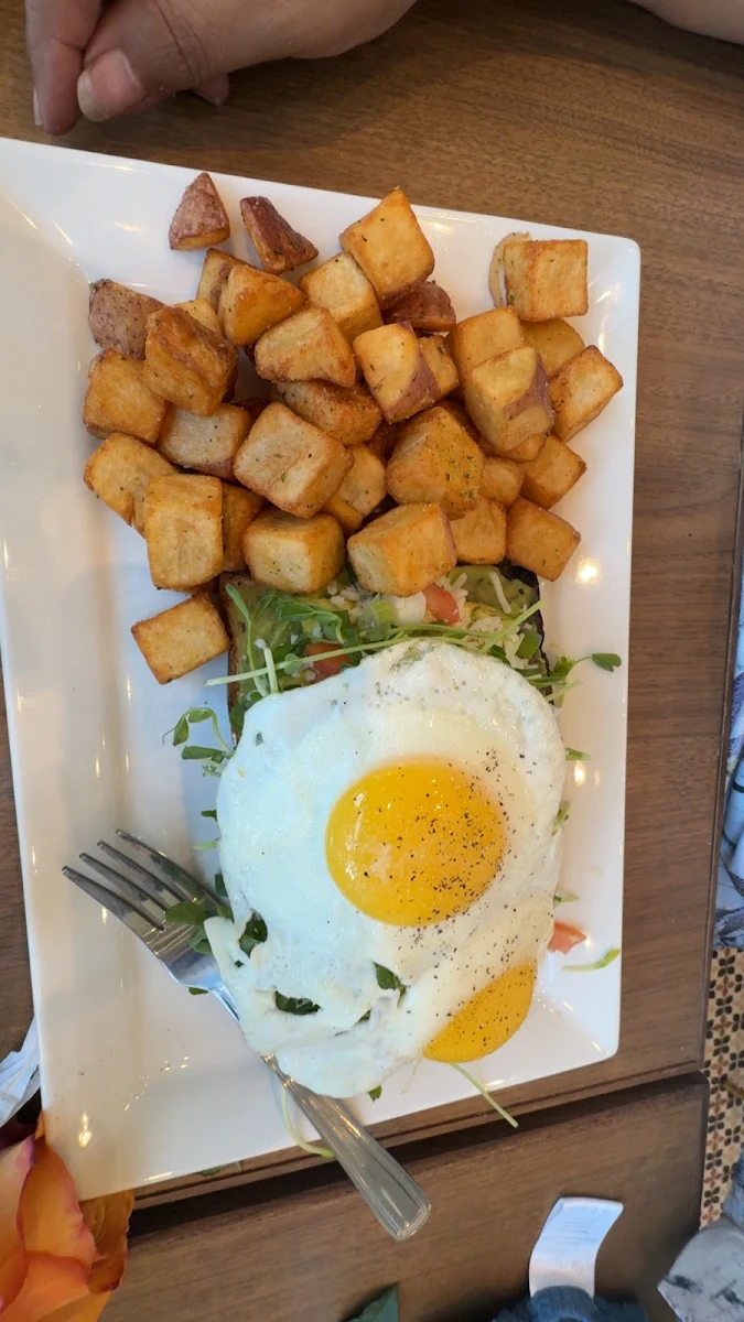Small Breakfast Poutine Petite Poutine Déjeuner, Pür & Simple