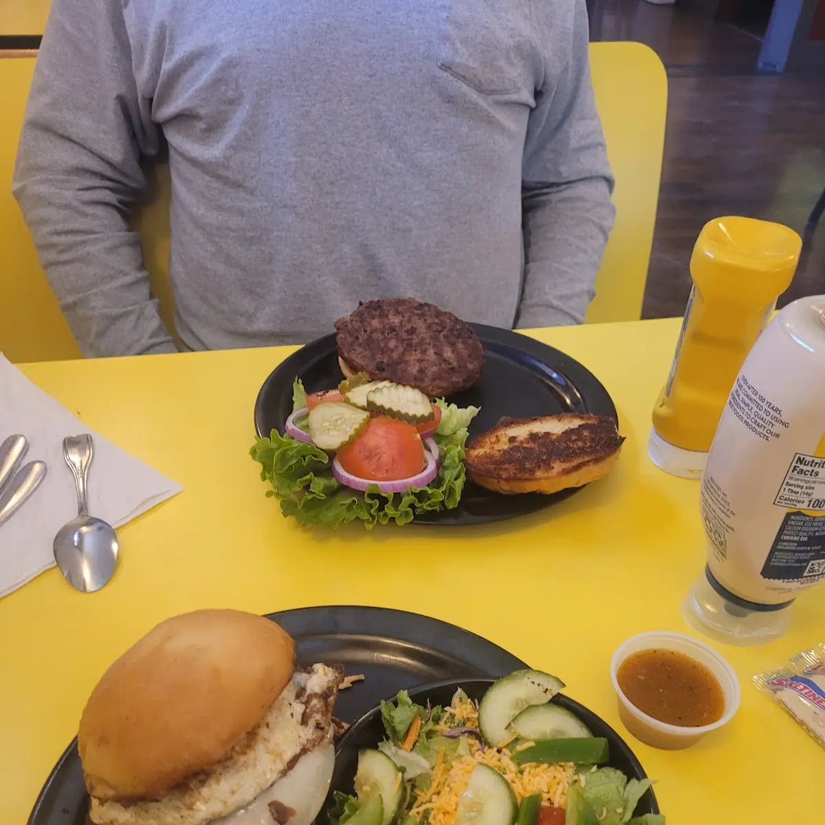 Monte Burger and Sunflour Burger with Salad