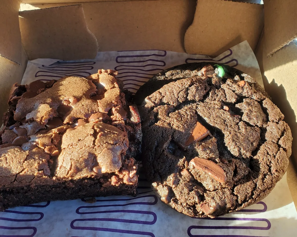 Chocolate Chunk Cookie and Brownie