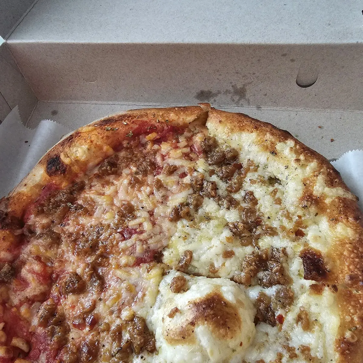 Vegan Sausage Pizza