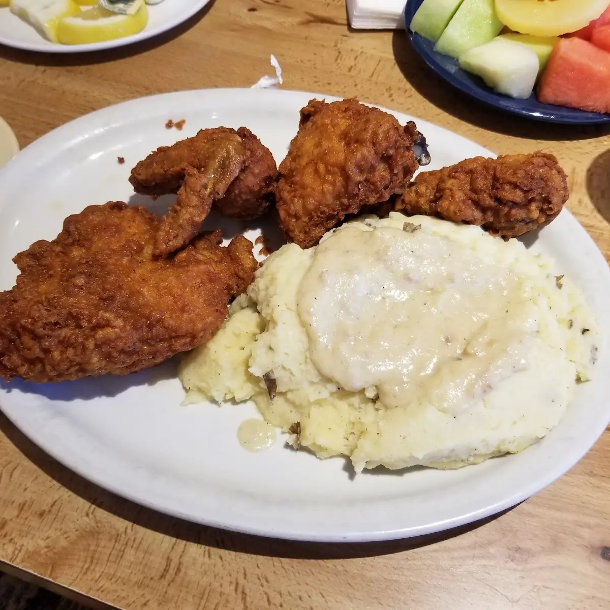 Broasted Chicken & Buttermilk Biscuit