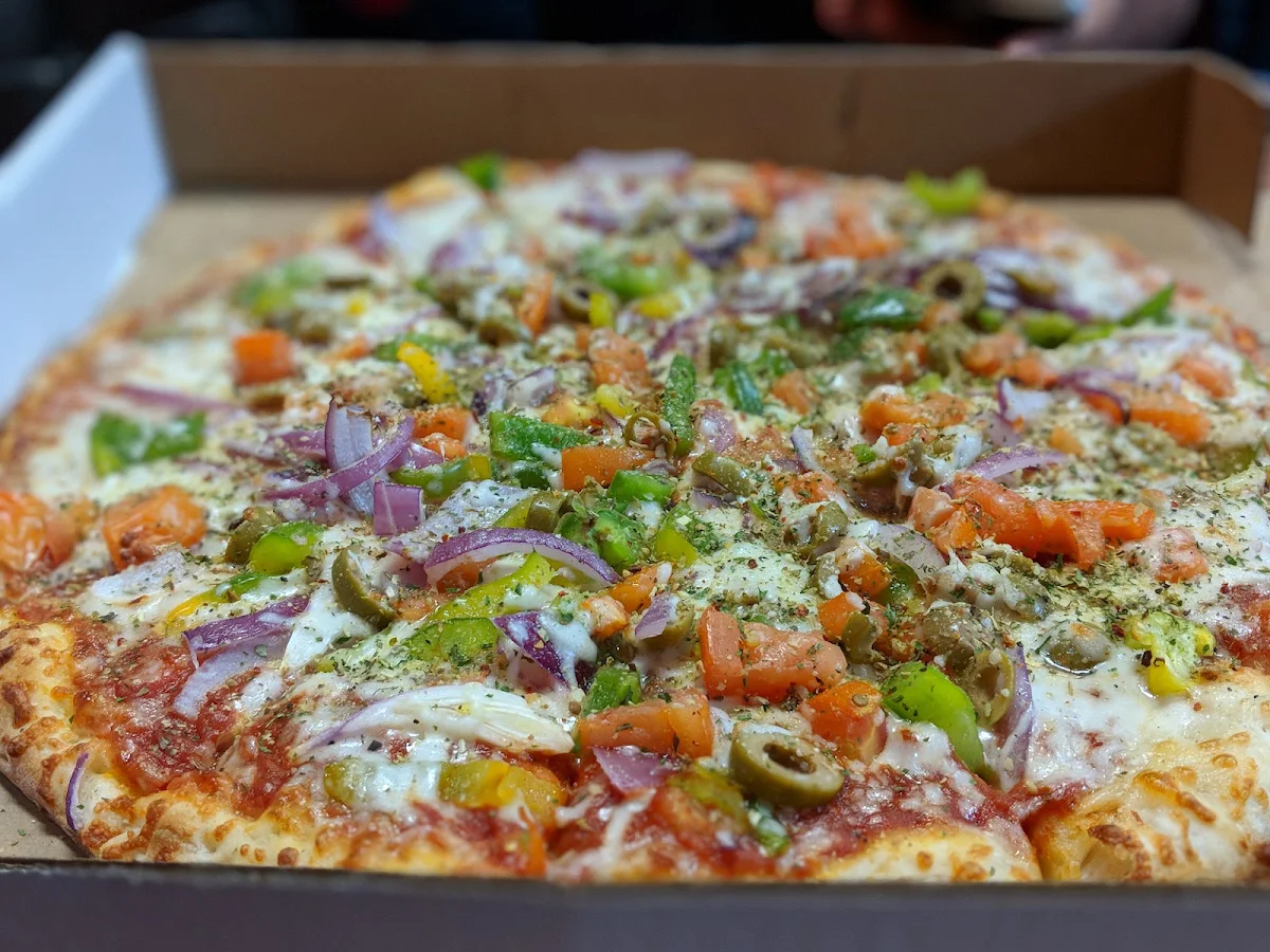 Veggie Lover's Pizza, Cousin Vinny's Pizza & Deli