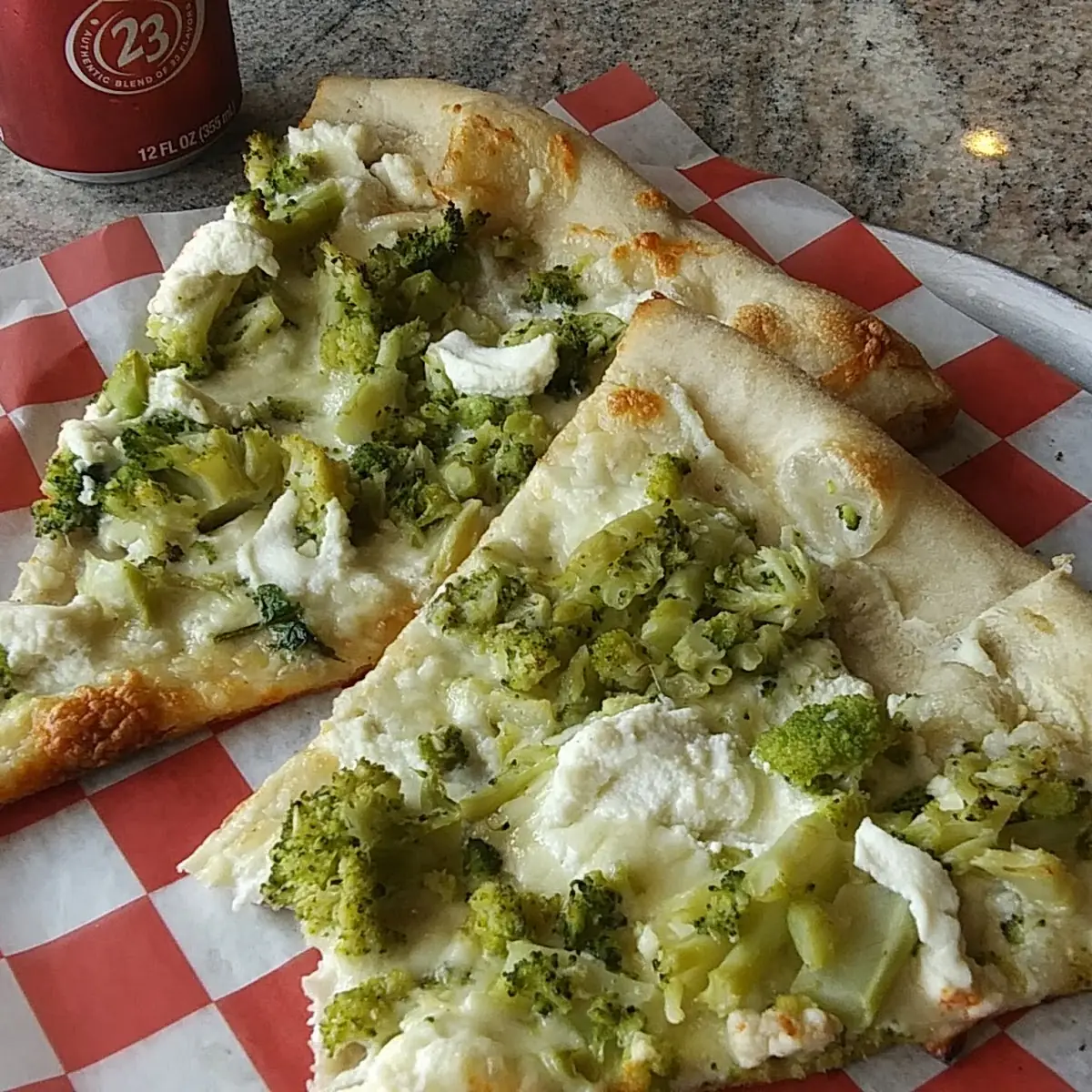 White Broccoli Pizza
