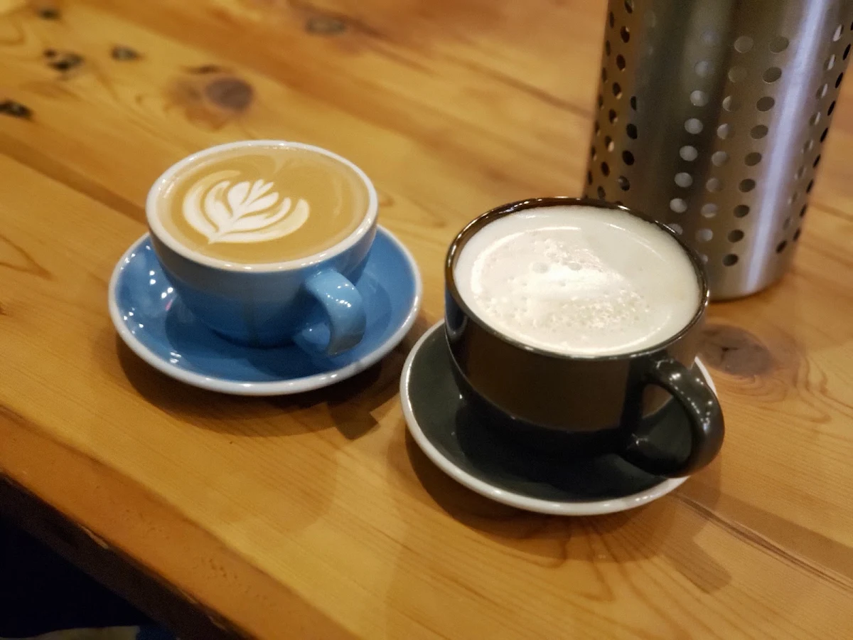 Aztec Mocha Latte and Vanilla Chai Latte