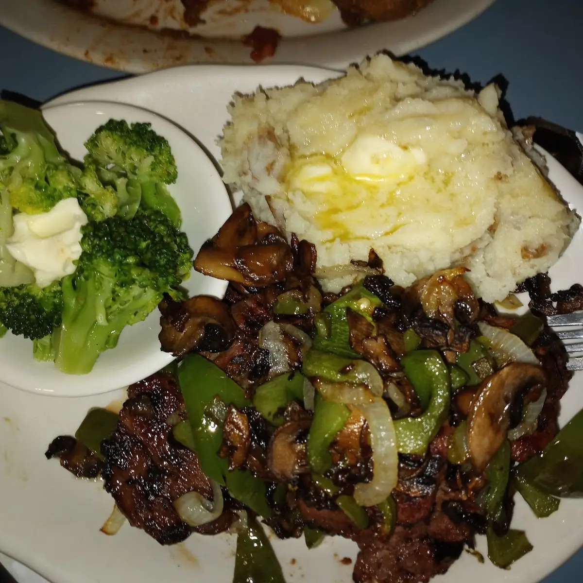 Smothered Steak Tips