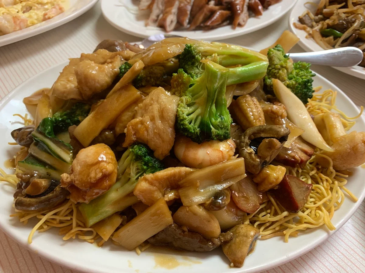 Cantonese Chow Mein