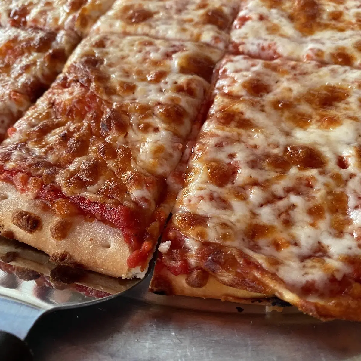 Thin Crust Pizza