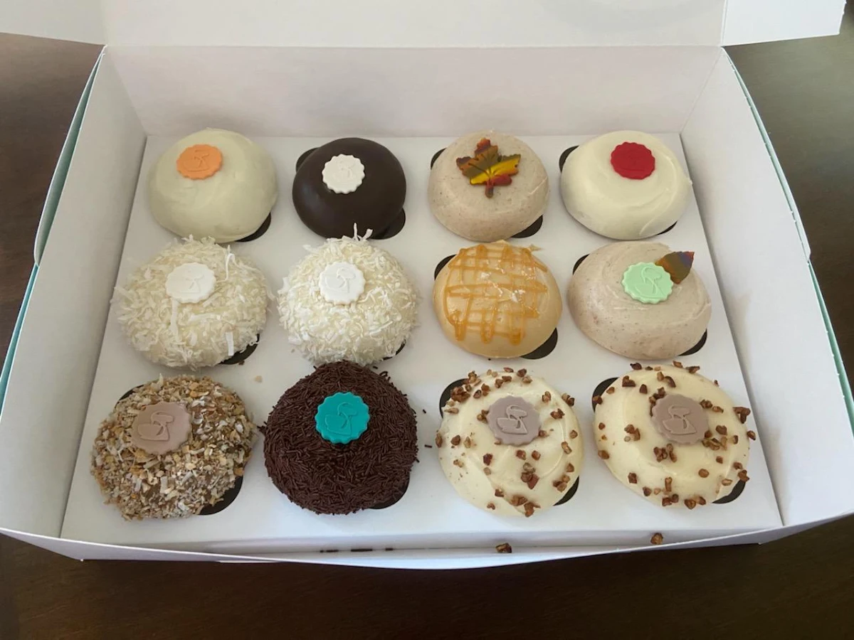 Dozen Assorted Cupcakes