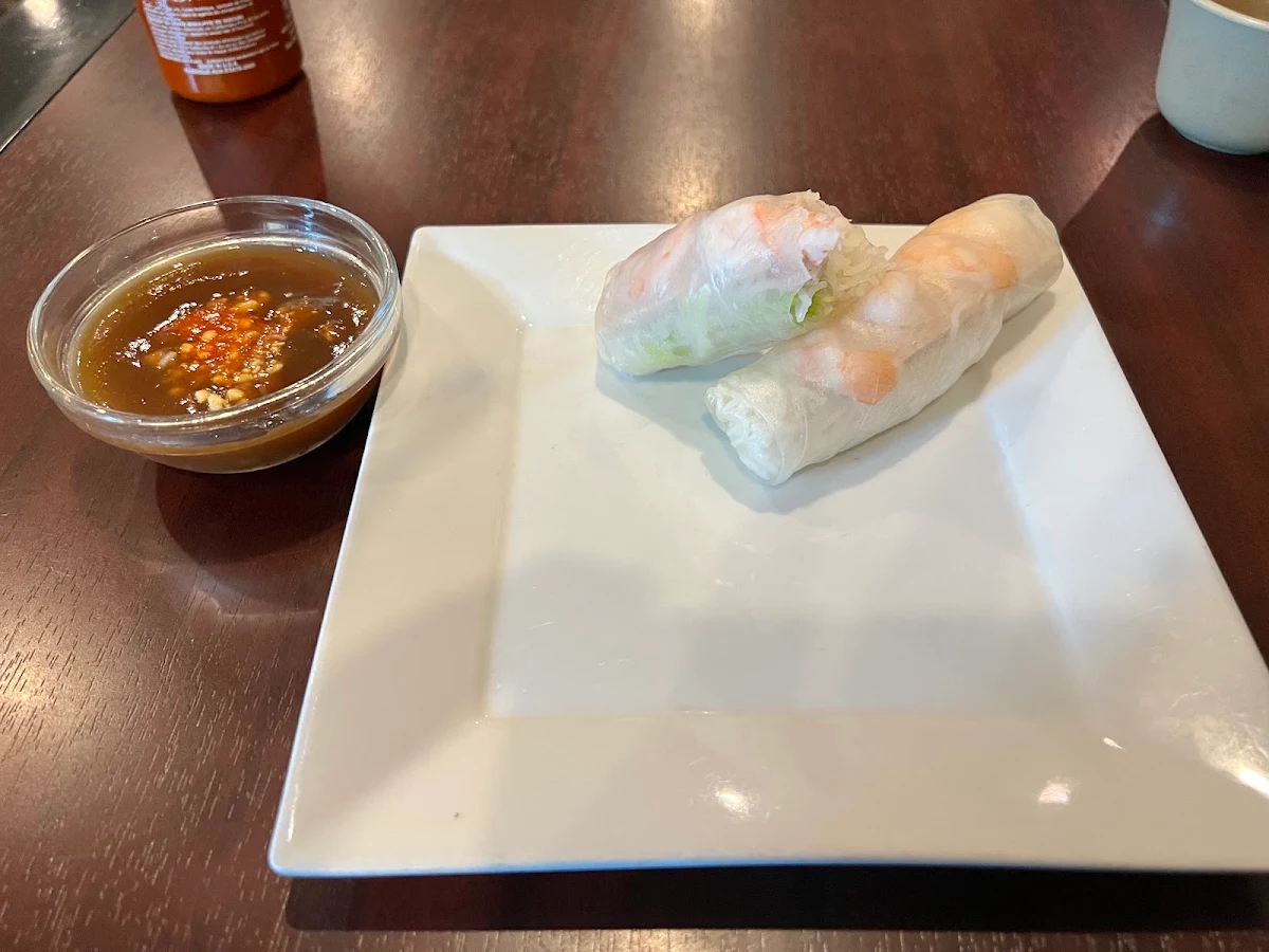 Shrimp and Pork Salad Roll with Peanut Sauce, Pho Thuy Duong Restaurant