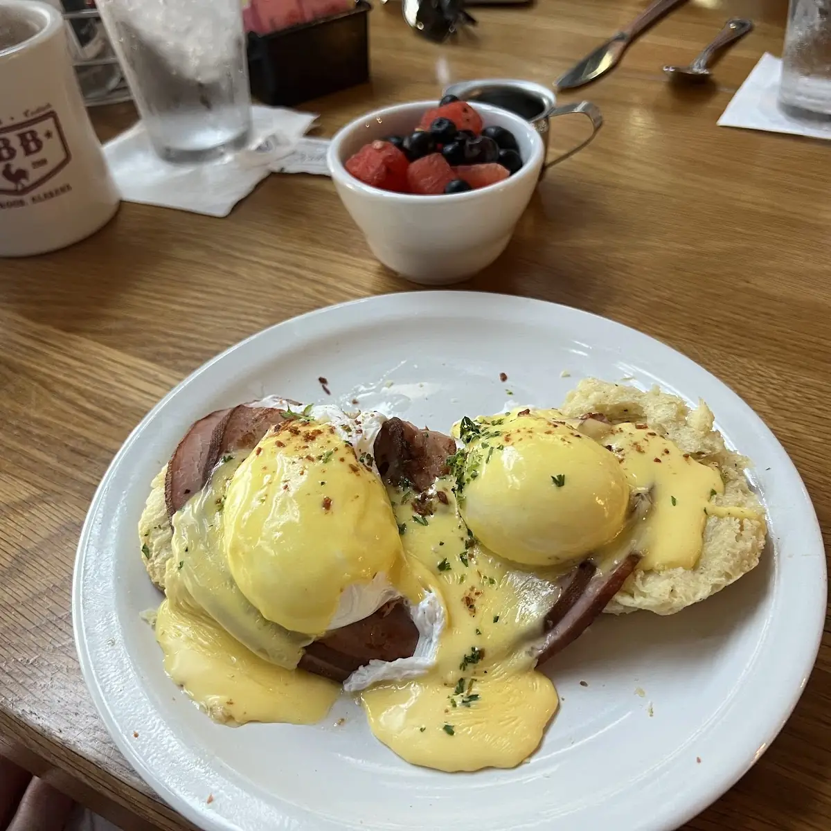 Eggs Benedict with Hollandaise Sauce