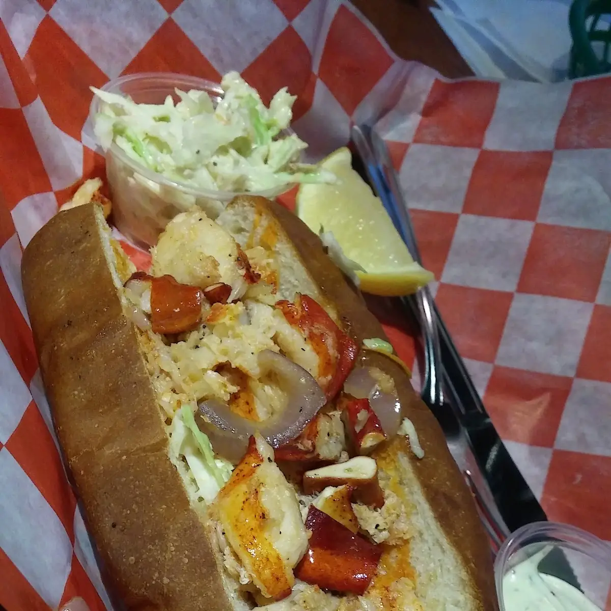 Traditional Lobster Roll