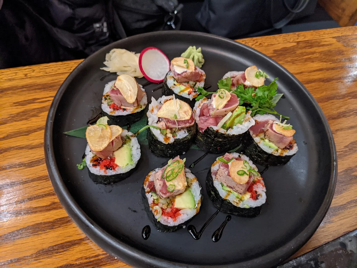 Sushi Pizza