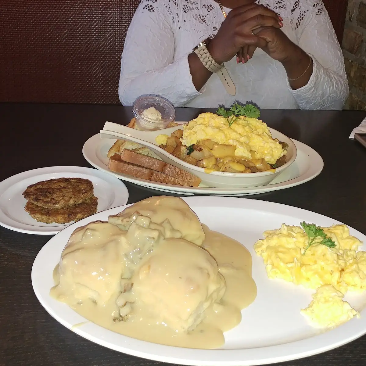 Bern's Biscuits N' Gravy