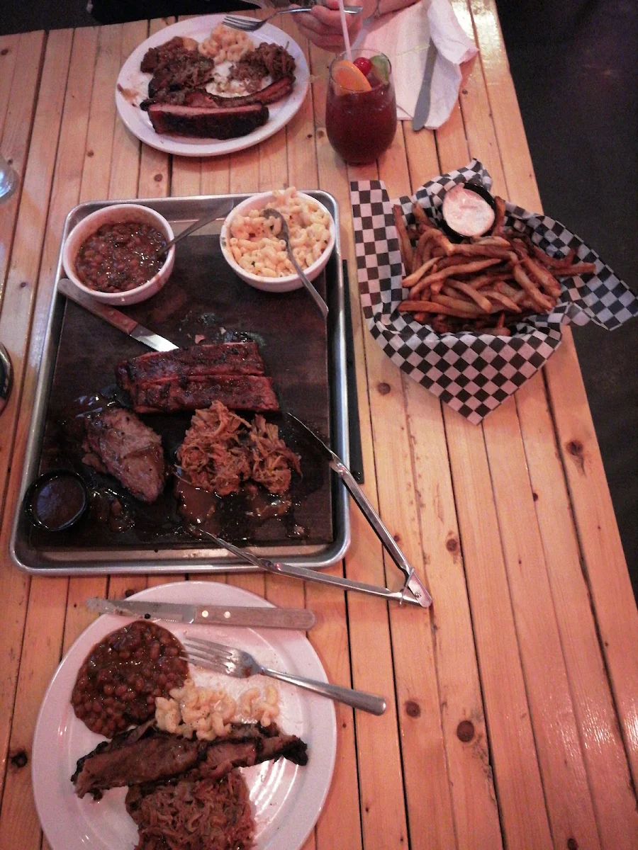 La Brisket de Bœuf Fumée, Stan BBQ