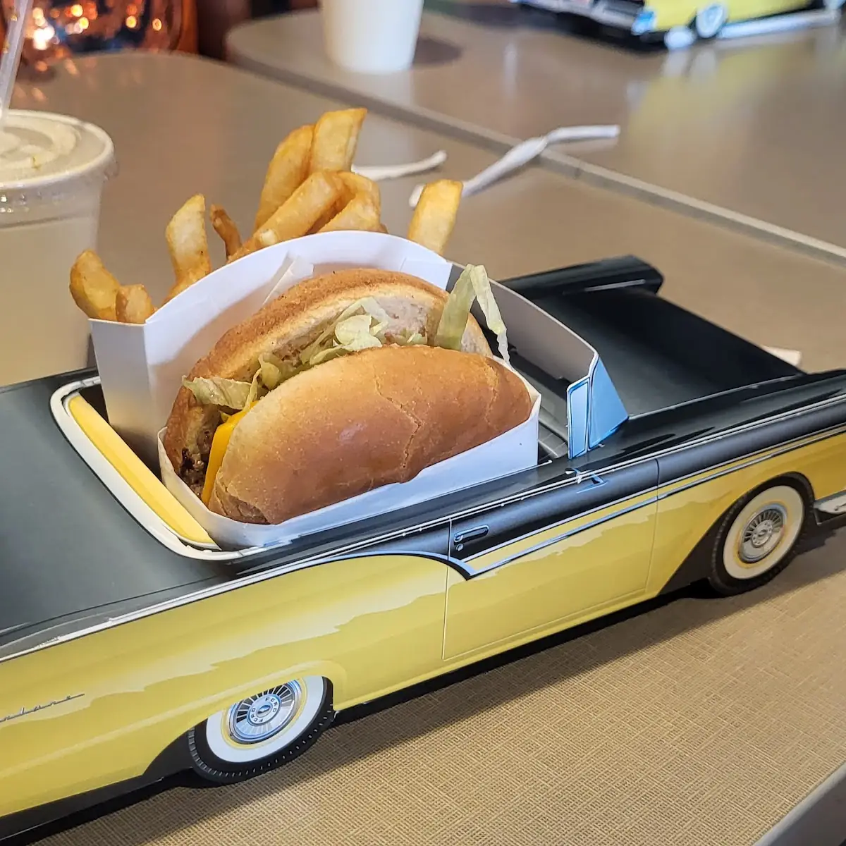 Kids Cheeseburger Combo