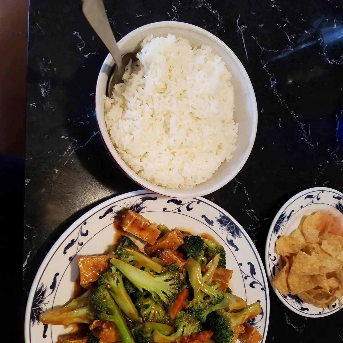 L23. Vegetable Lo Mein