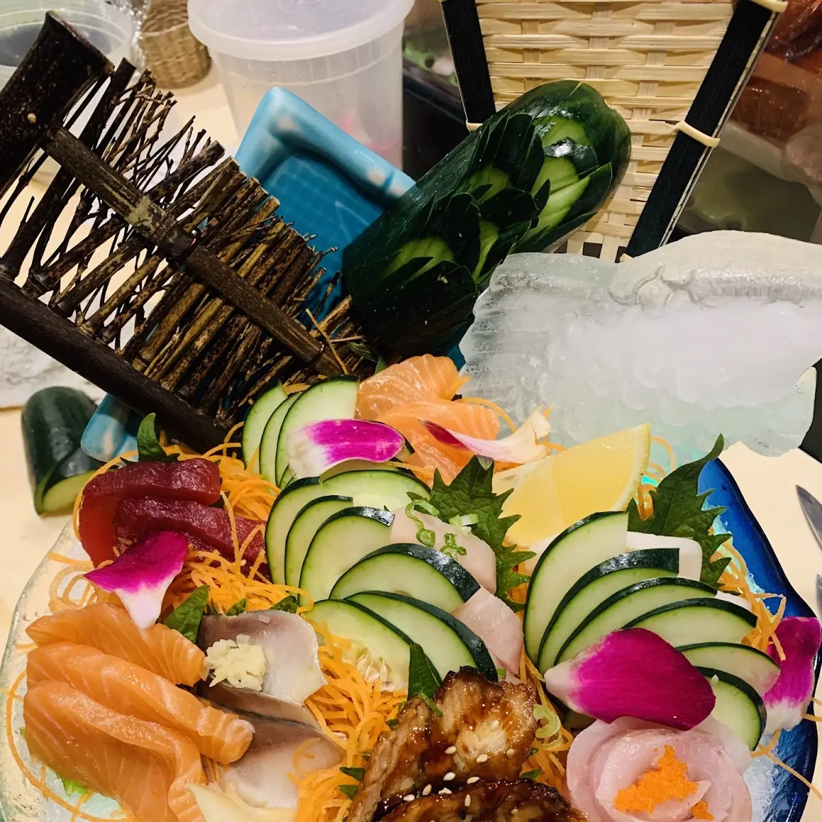 Sashimi Deluxe