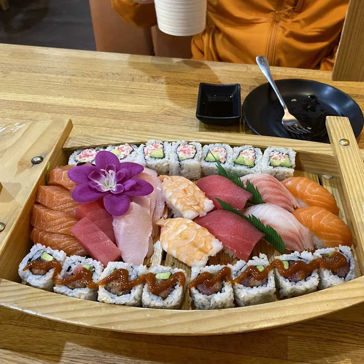 Sushi Sashimi Combo