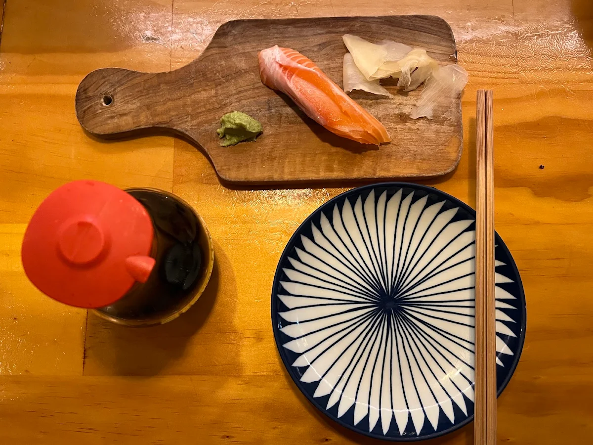 Salmon Nigiri, Tobikiri